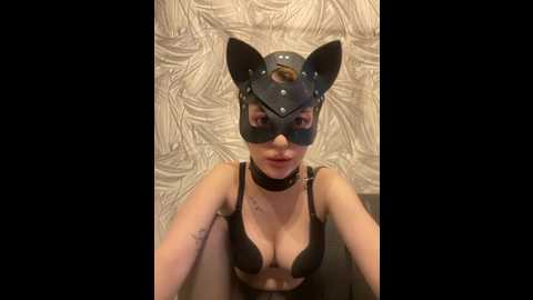 kriskairiska18 @ bongacams on 20240102