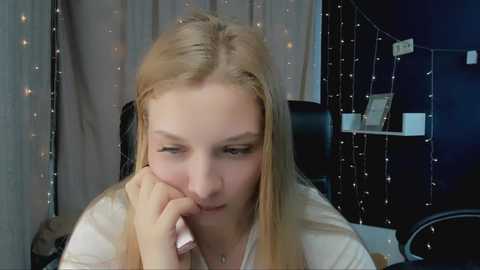 eda_porsch @ chaturbate on 20230923