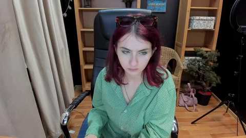 alice_frog @ chaturbate on 20230924