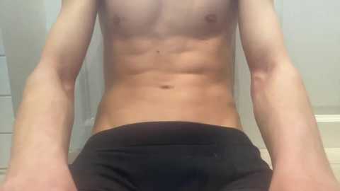 hungdane18 @ chaturbate on 20231003