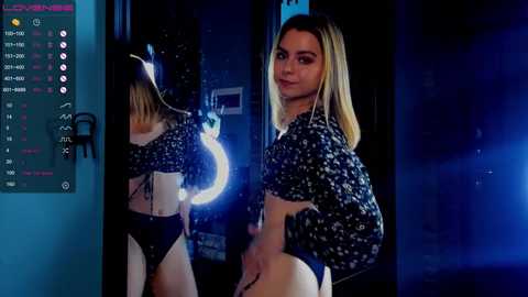 crystal_frost @ chaturbate on 20231008