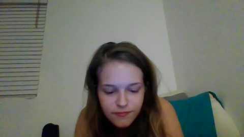 linnay18 @ chaturbate on 20231010