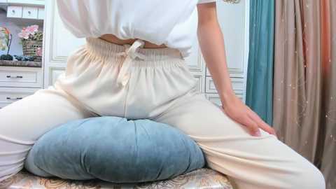 wilmaleeg @ chaturbate on 20231021