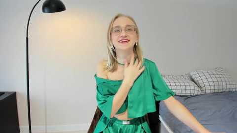 alice_mithel_ @ chaturbate on 20231024