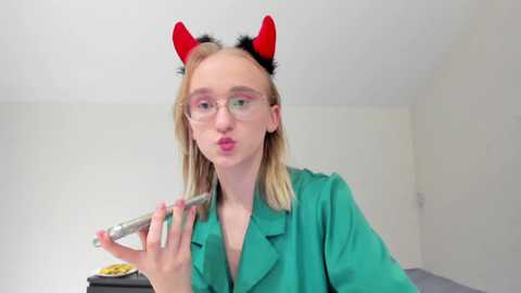 alice_mithel_ @ chaturbate on 20231027