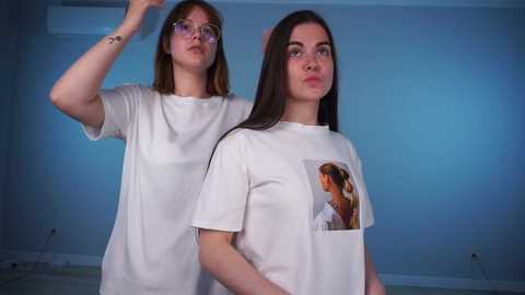 niki_viki @ chaturbate on 20231029