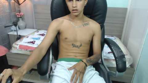 christoffer_twink_ @ chaturbate on 20231102