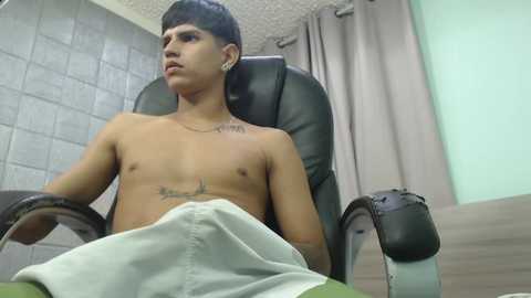 christoffer_twink_ @ chaturbate on 20231104