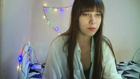 lili_bomb @ chaturbate on 20231108
