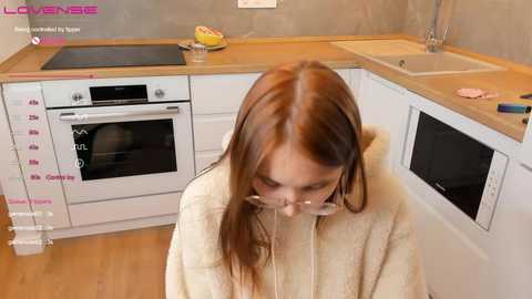 mollyflowerses @ chaturbate on 20231108