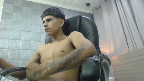 christoffer_twink_ @ chaturbate on 20231112