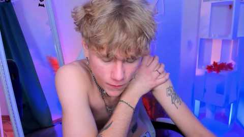 flexing_sexing @ chaturbate on 20231114