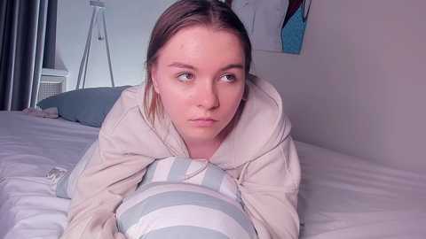 desired_beauty @ chaturbate on 20231120