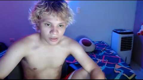 noah_xv @ chaturbate on 20231123