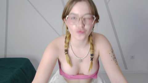 liza_bradberry @ chaturbate on 20231130