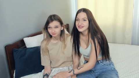 _alicehugs_ @ chaturbate on 20231204