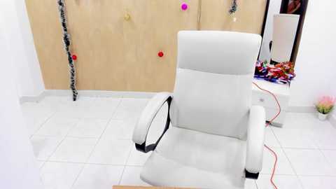 emma_brown022 @ chaturbate on 20231206