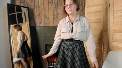 leylacolls @ chaturbate on 20231206