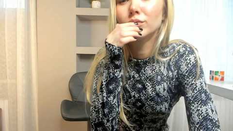 caitlinnaomi @ chaturbate on 20231212