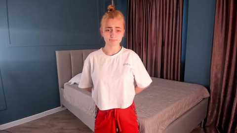 reynaeverett @ chaturbate on 20231217