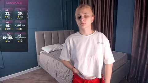 reynaeverett @ chaturbate on 20231218