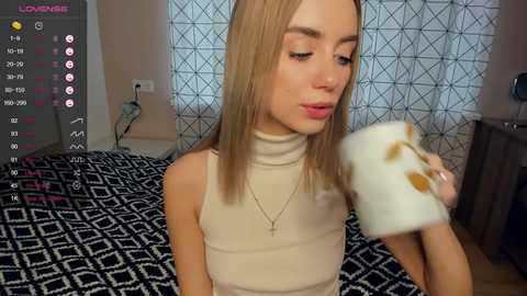 shirley_olsen @ chaturbate on 20231219