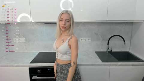 evelynstout @ chaturbate on 20231223