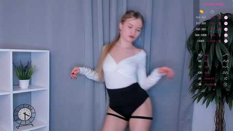 isabelladean @ chaturbate on 20231225