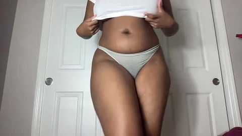 curvycutie1818 @ chaturbate on 20240112