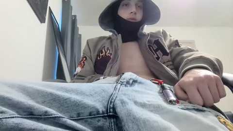 skemaskfuck @ chaturbate on 20240114