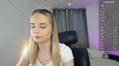 blonde_nix @ chaturbate on 20240124