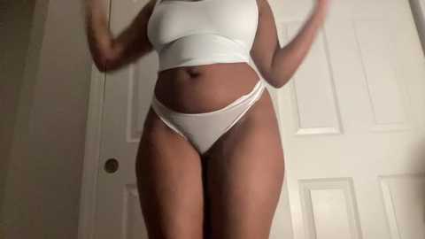 curvycutie1818 @ chaturbate on 20240203