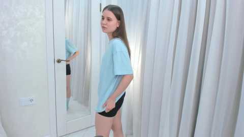 audreychesbrough @ chaturbate on 20240207