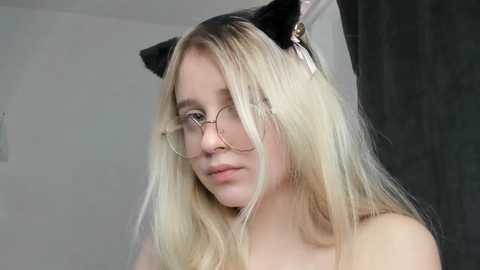 kiki_wikki @ chaturbate on 20240213