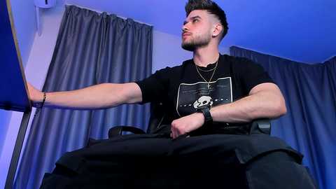 paris_lock @ chaturbate on 20240213