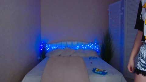 shy_kittty @ chaturbate on 20240219