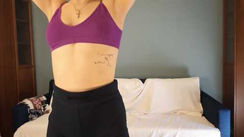 lucettaangwin @ chaturbate on 20240220