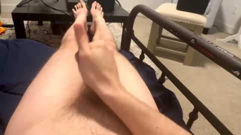 curiousandgirthy @ chaturbate on 20240223