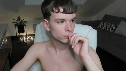 calvin_loves_you @ chaturbate on 20240225