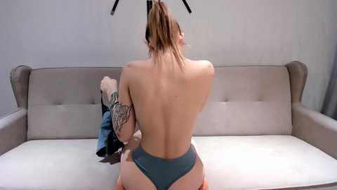 erlinebowm @ chaturbate on 20240301