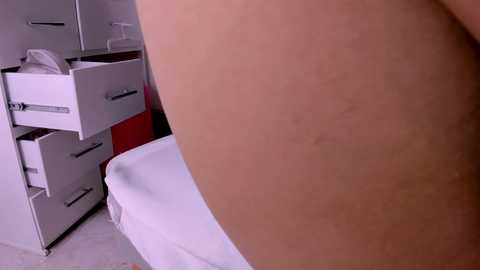 emma__cb @ chaturbate on 20240318