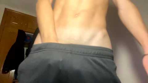 manuu2005 @ chaturbate on 20240327