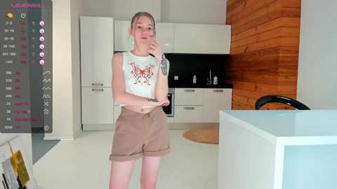 roseholloway @ chaturbate on 20240404