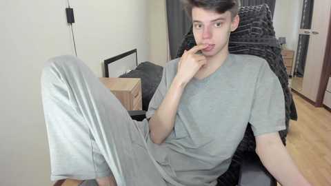 guy_liam1 @ chaturbate on 20240405