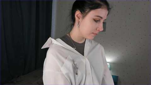 ellettebarrick @ chaturbate on 20240408