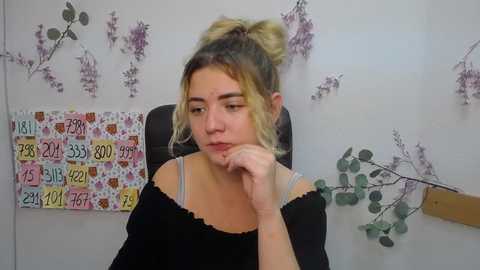 hanna_curly_ @ stripchat on 20230925