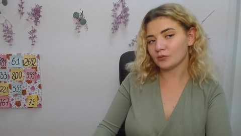 hanna_curly_ @ stripchat on 20230926