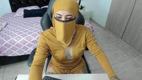 farah_hamad @ stripchat on 20231001