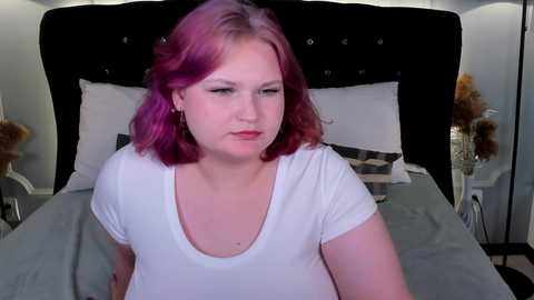 abigail_petit @ stripchat on 20231009