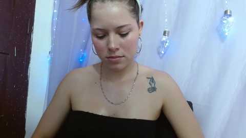 athenea_17 @ stripchat on 20231010